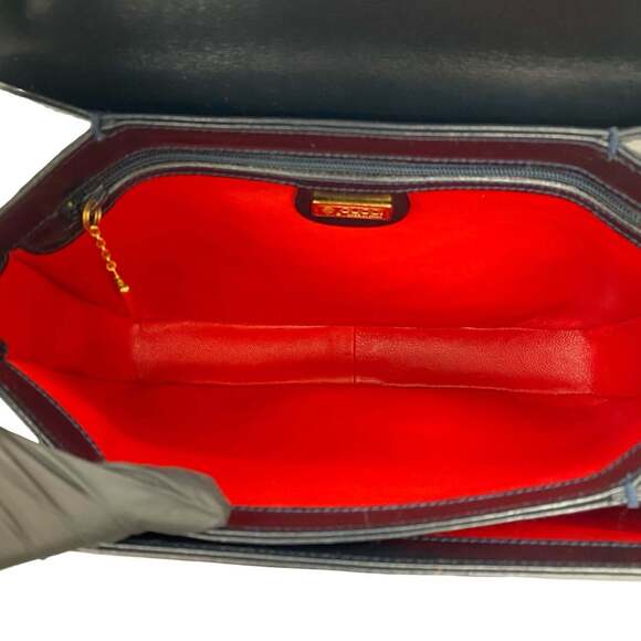 GUCCI Authentic Vintage Blue Leather Shoulder Bag - Picture 9 of 10